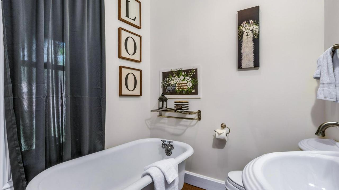 The Woodbridge House Hotel Kingsville Luaran gambar