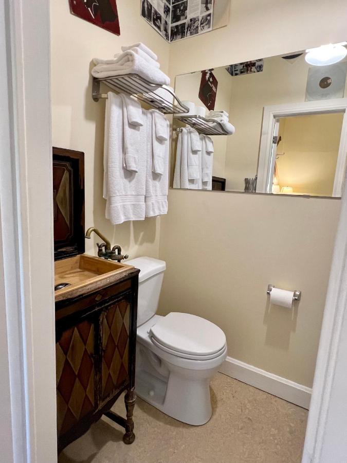 The Woodbridge House Hotel Kingsville Luaran gambar