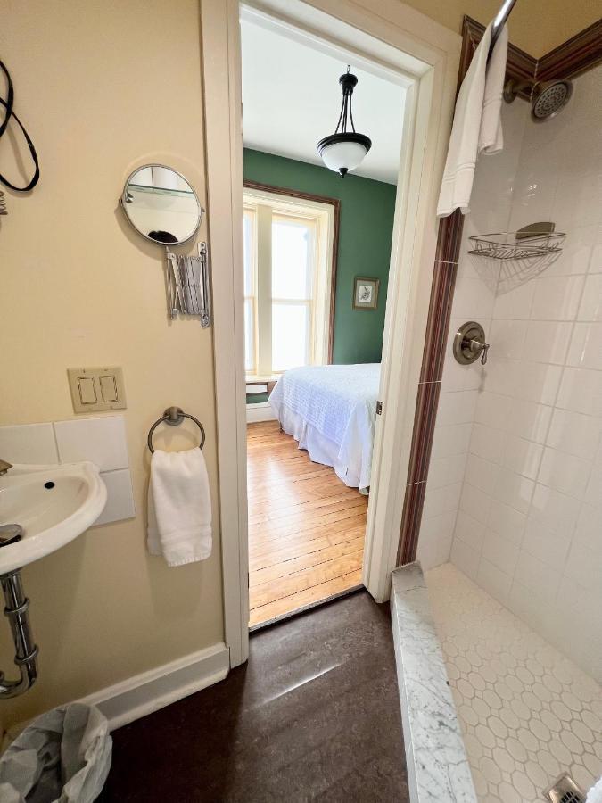The Woodbridge House Hotel Kingsville Luaran gambar